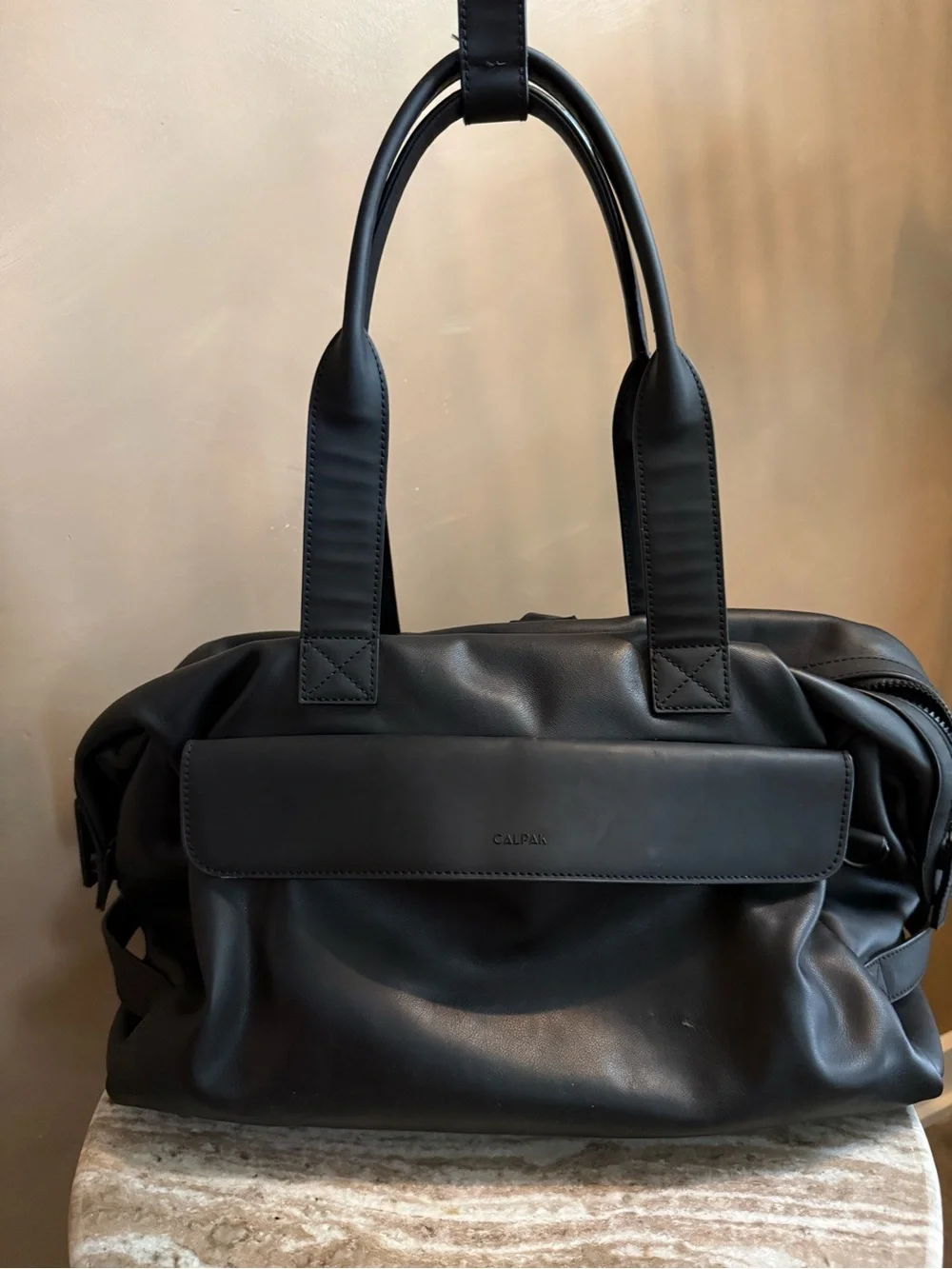 Calpak minimal black