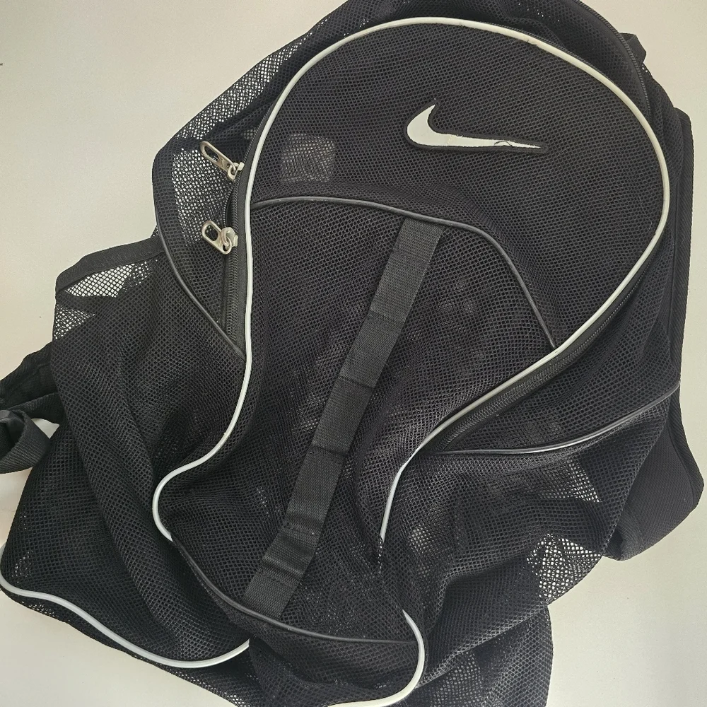 Nike pre owned