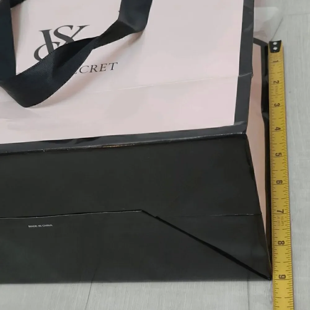 Victorias Secret across 🛍️
