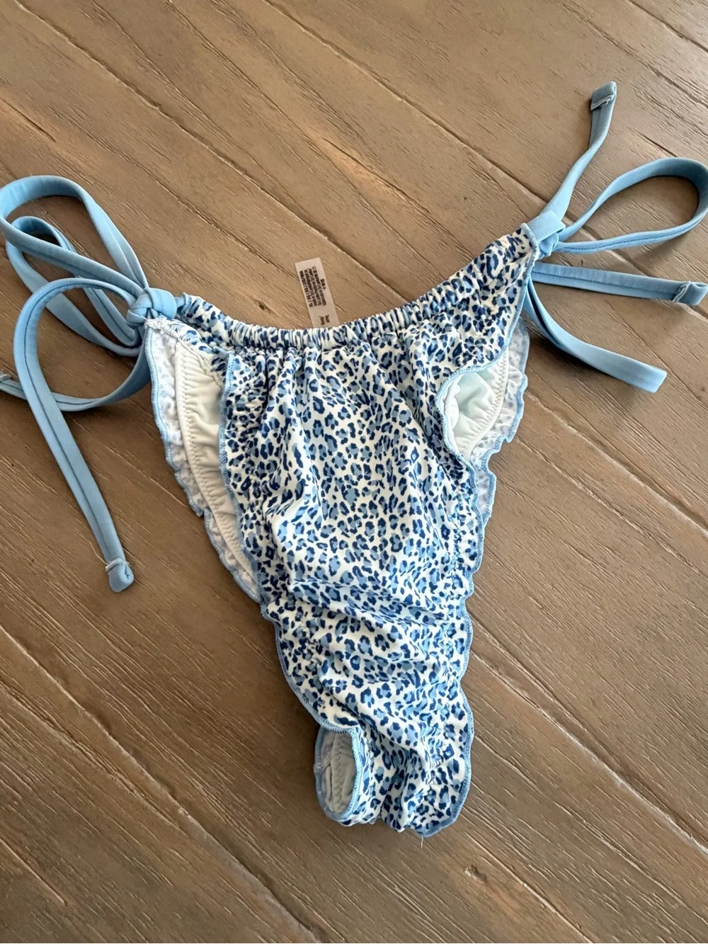 PINK BY FRANKIES BIKINIS REIGN THONG BIKINI BOTTOM