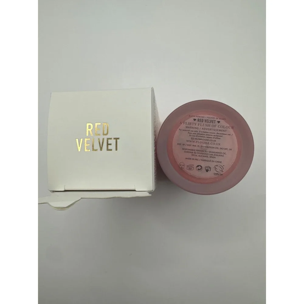 P Louise loose powder
