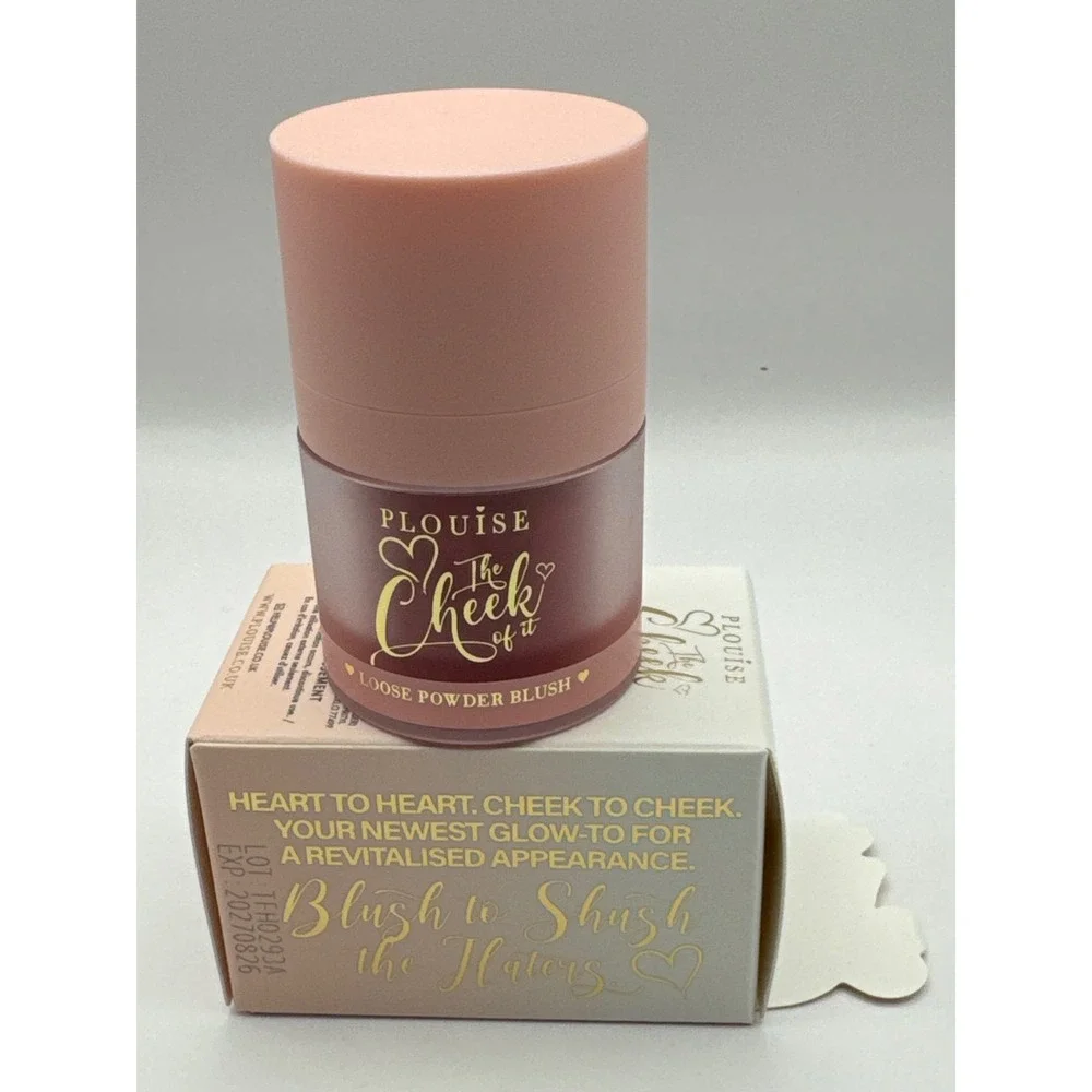 P Louise loose powder