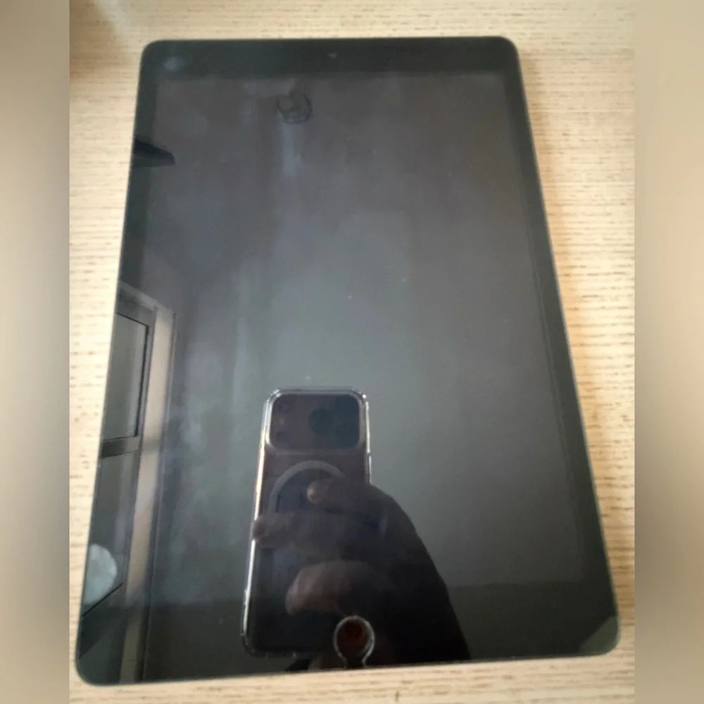 Apple iPad 9th generation 2021 10.2 inches 64gb