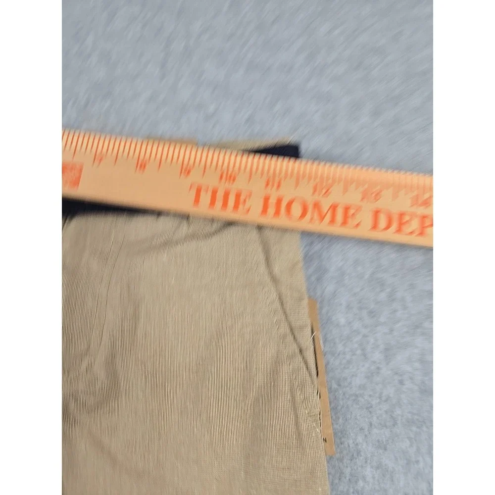 Distortion shorts size tan