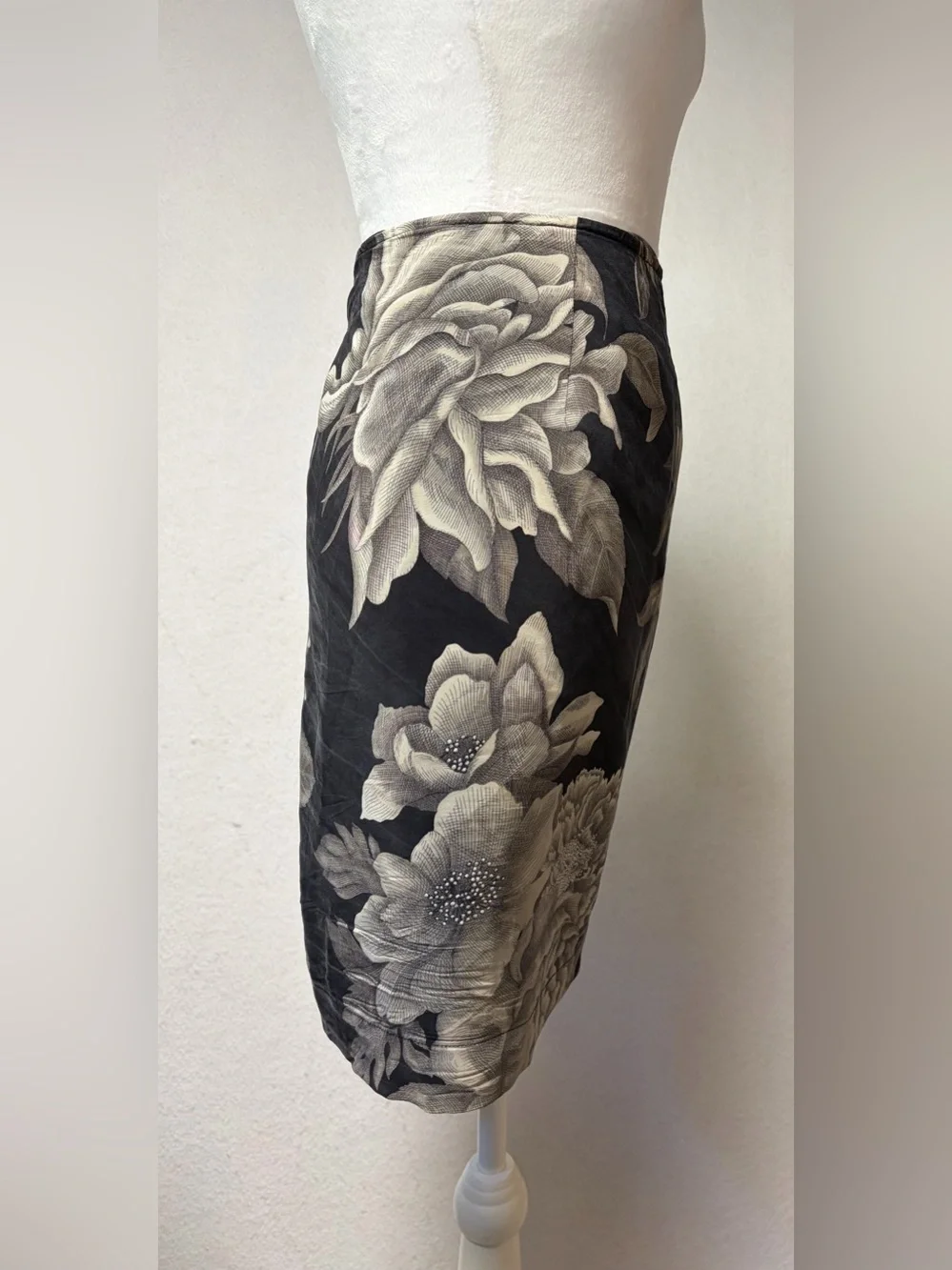 Vintage Linda Allard Ellen Tracy 100% Silk Wrap Skirt Black Floral Romantic  S