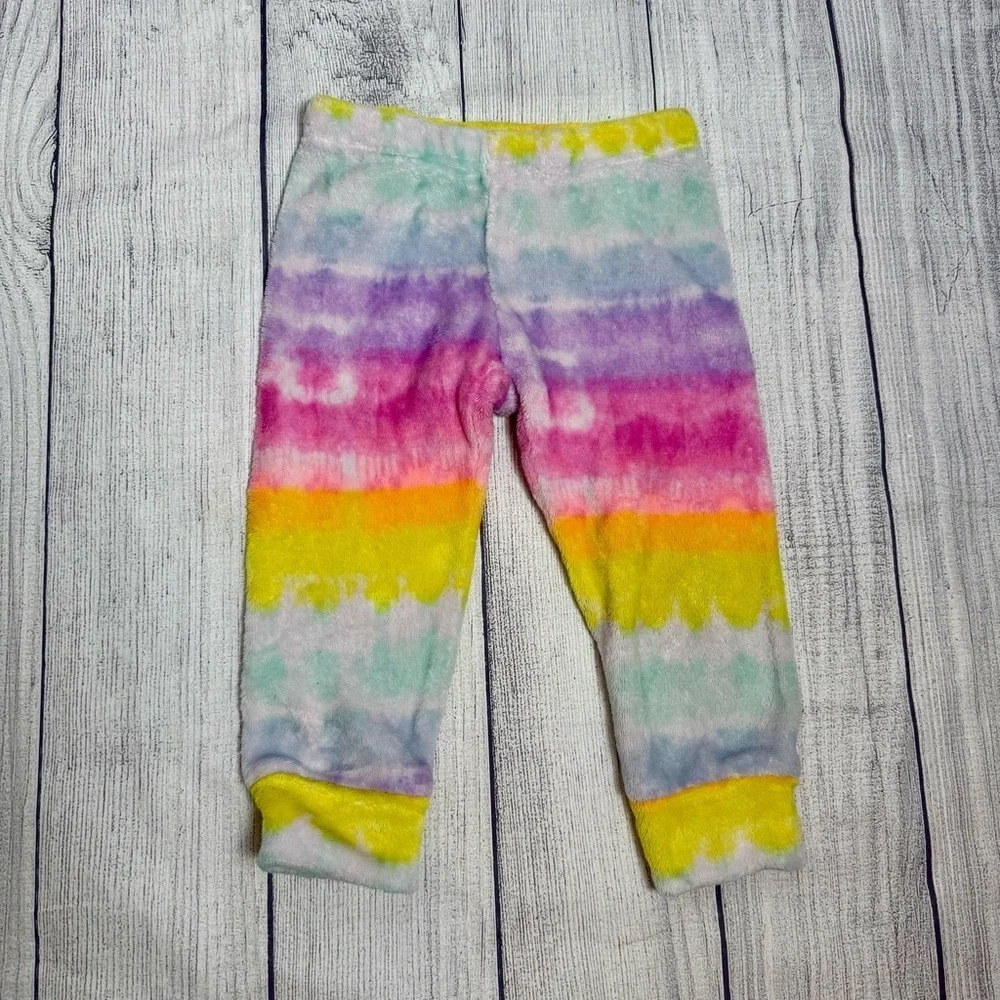 The Children's Place Rainbow Tie-Dye Plush Pajama Set Size 2T/3T