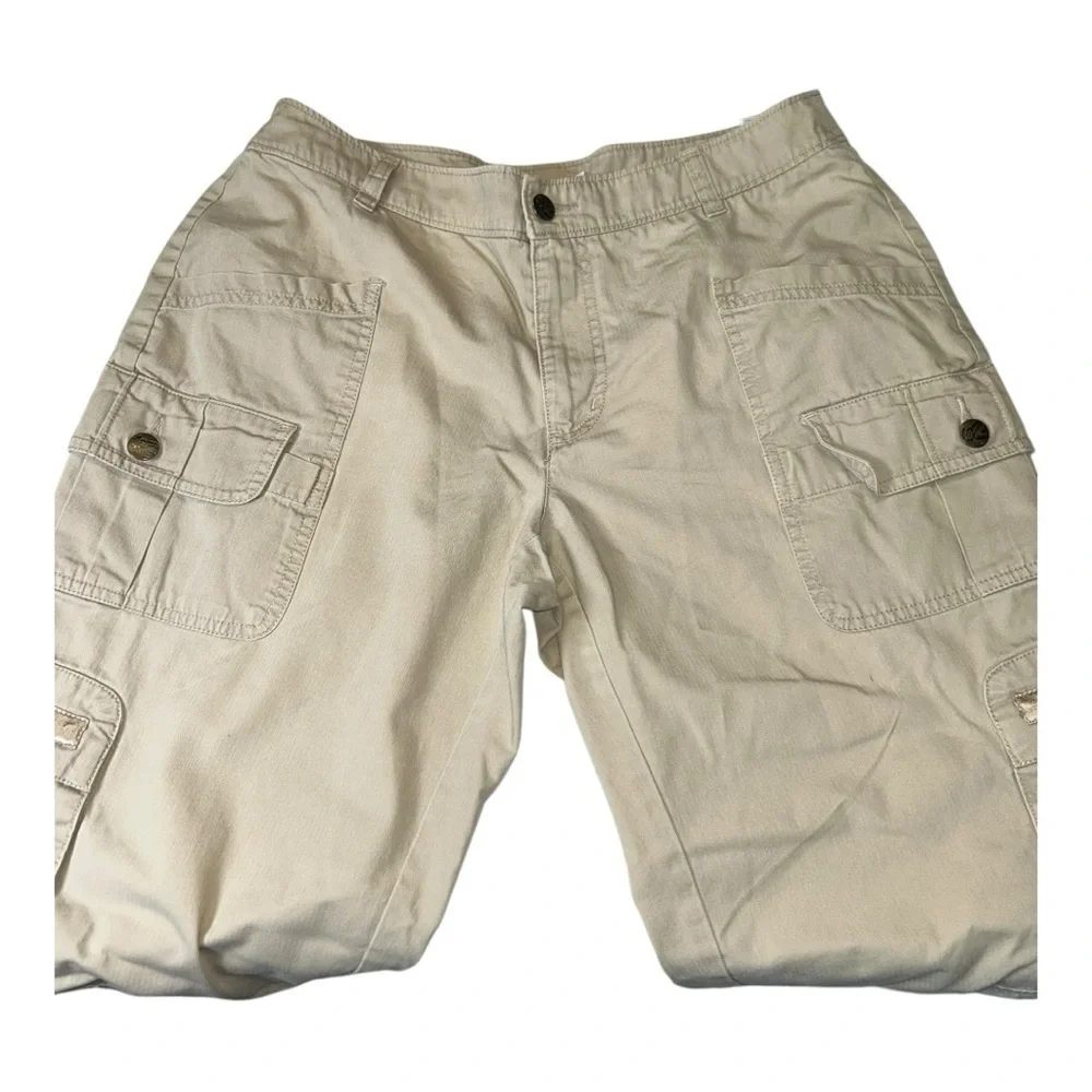 Cato stylish versatile