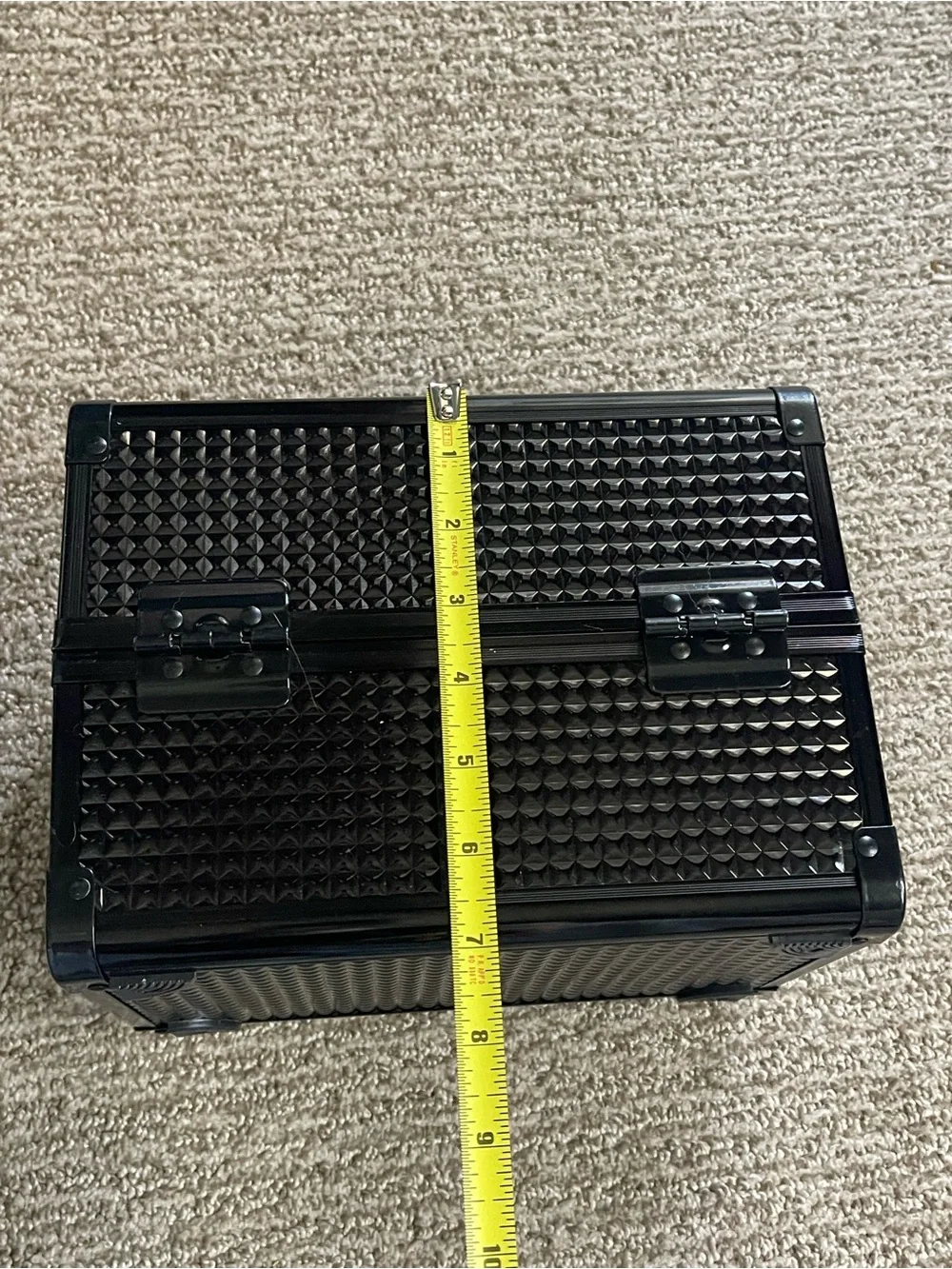 Source Unknown cosmetics vanity trays