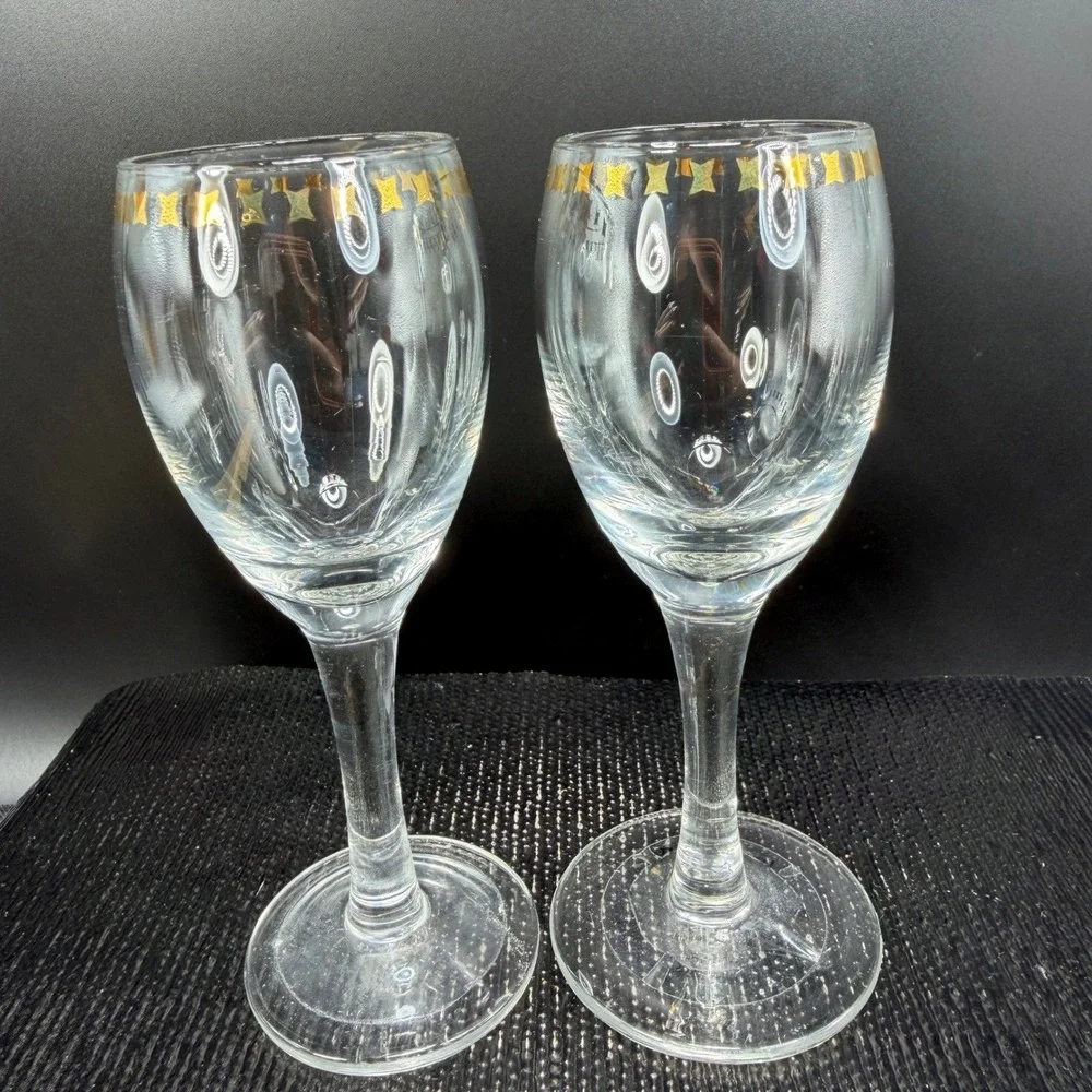 West Elm Gold‎ Star Wine Glasses Set of 2 Clear Stemmed Glassware Holiday Clear