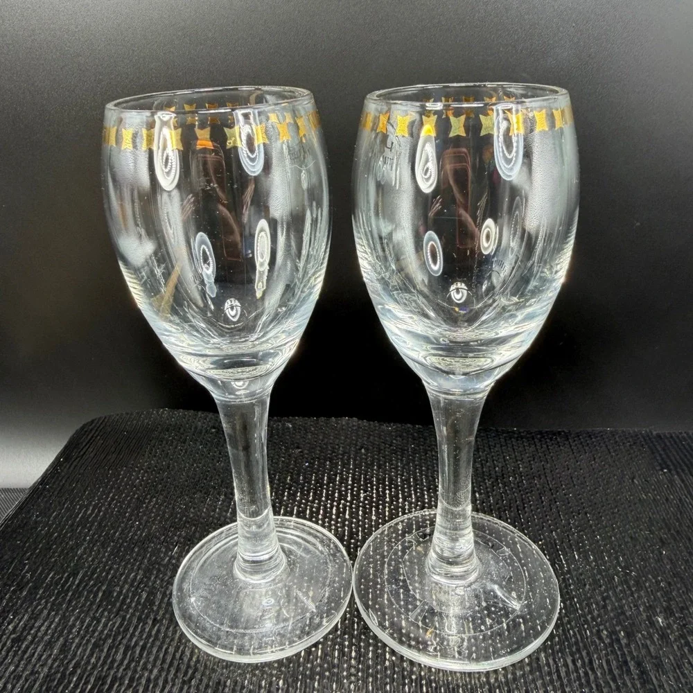 West Elm Gold‎ Star Wine Glasses Set of 2 Clear Stemmed Glassware Holiday Clear