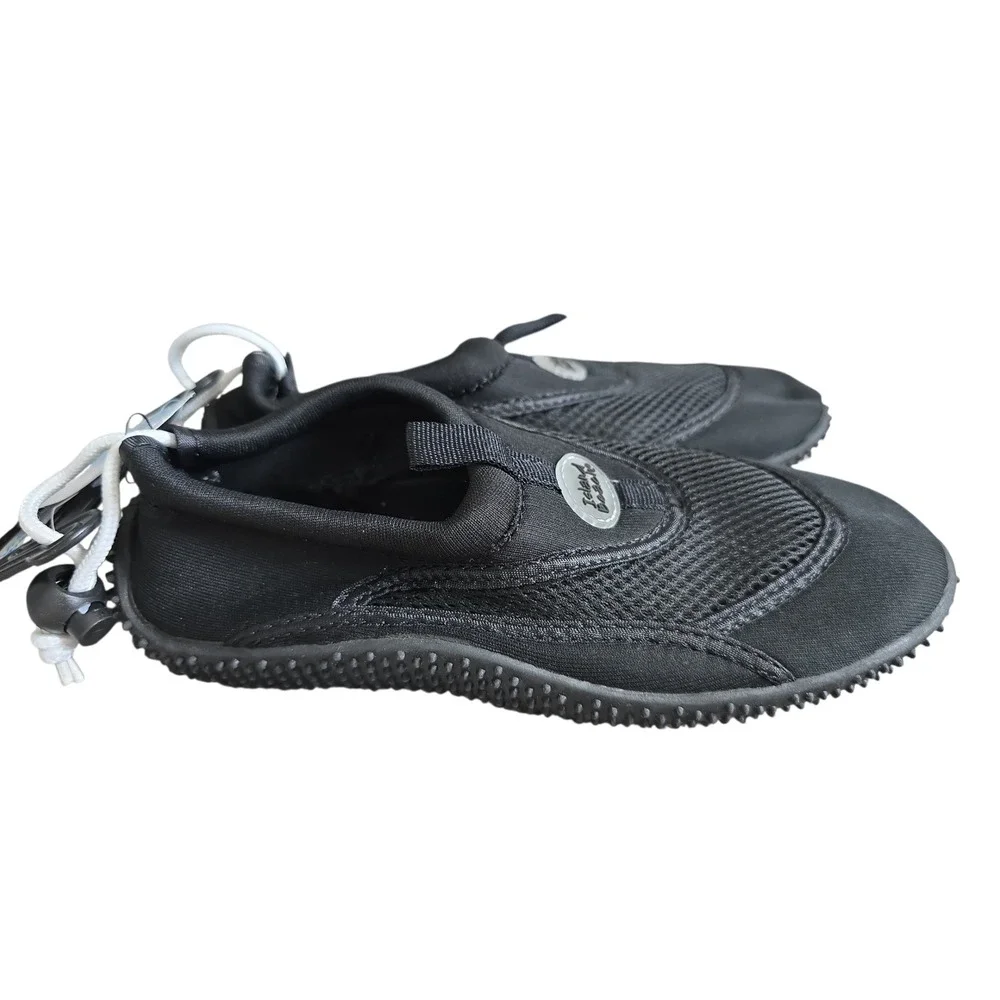 NWT Island Beach Kids Size 5 Black Water Aqua Shoes for Summer pool