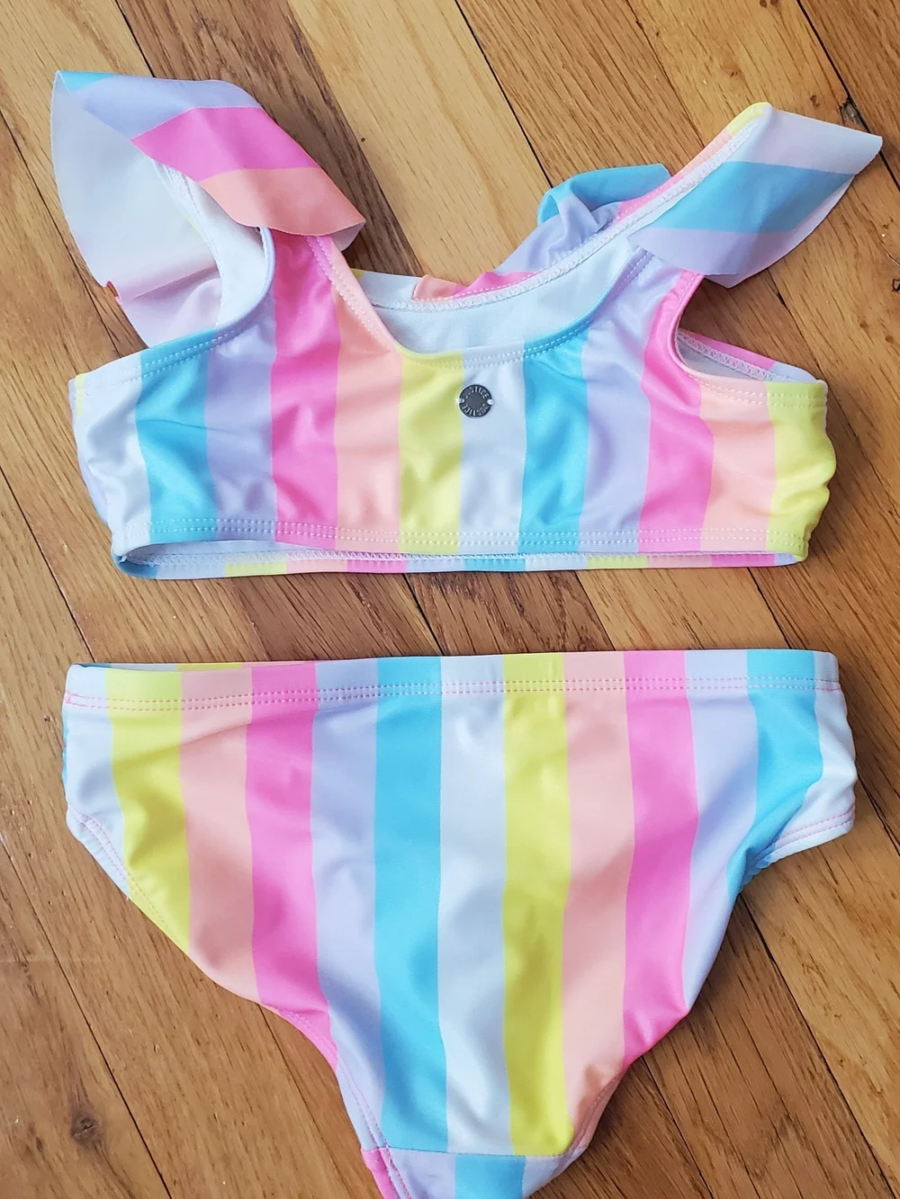 Justice ruffle cheerful