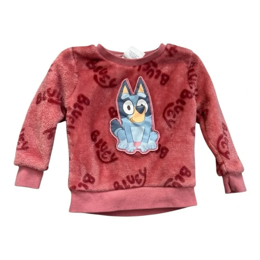 Bluey white one pink