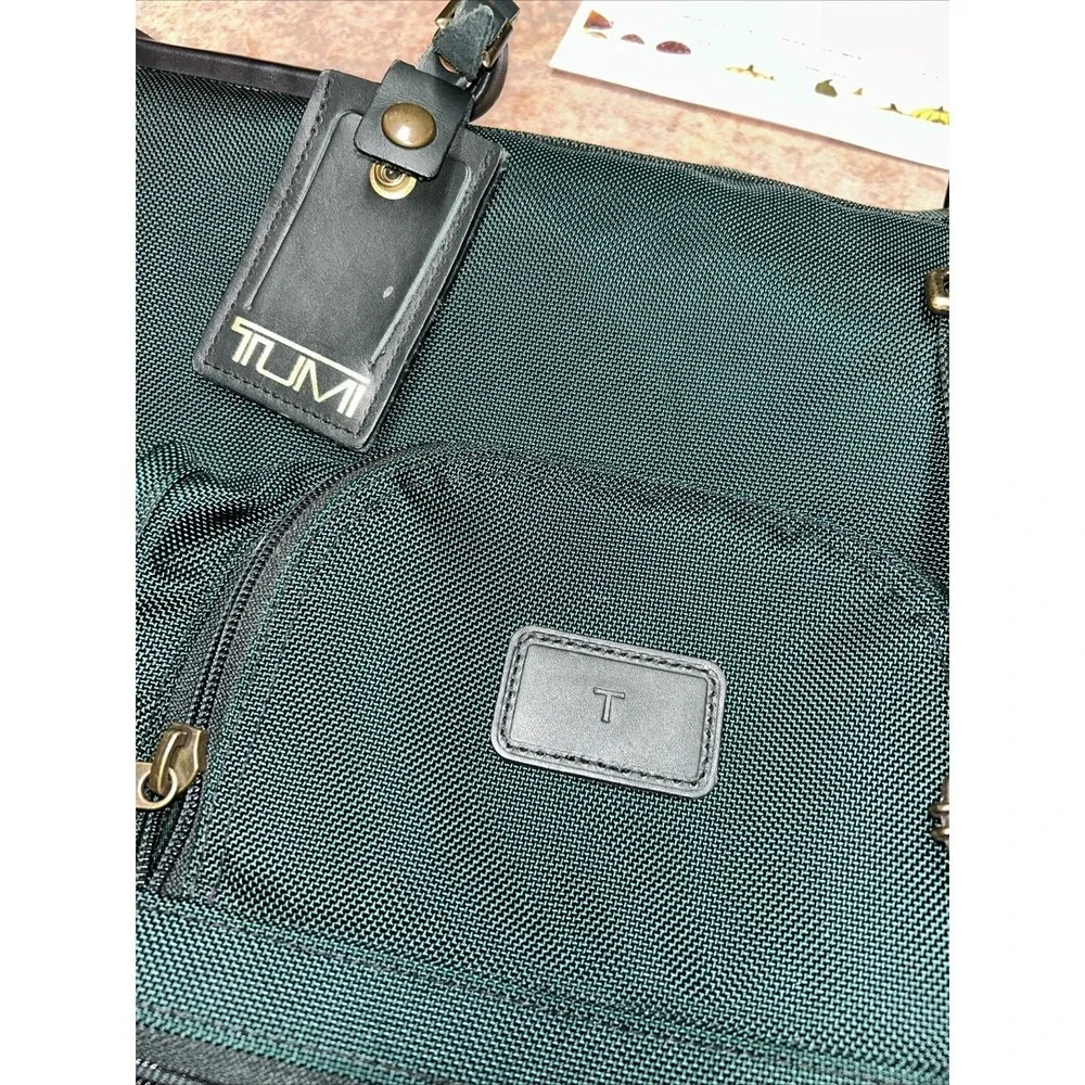 Tumi alpha bi