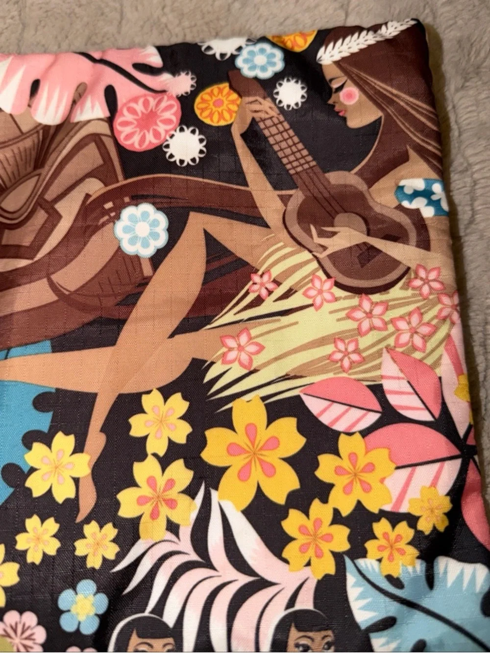 LeSportSac Zippered Pouch 10”x8” Hawaiian Girl Rare EUC Collectible 🏝️ Guitar 🎸