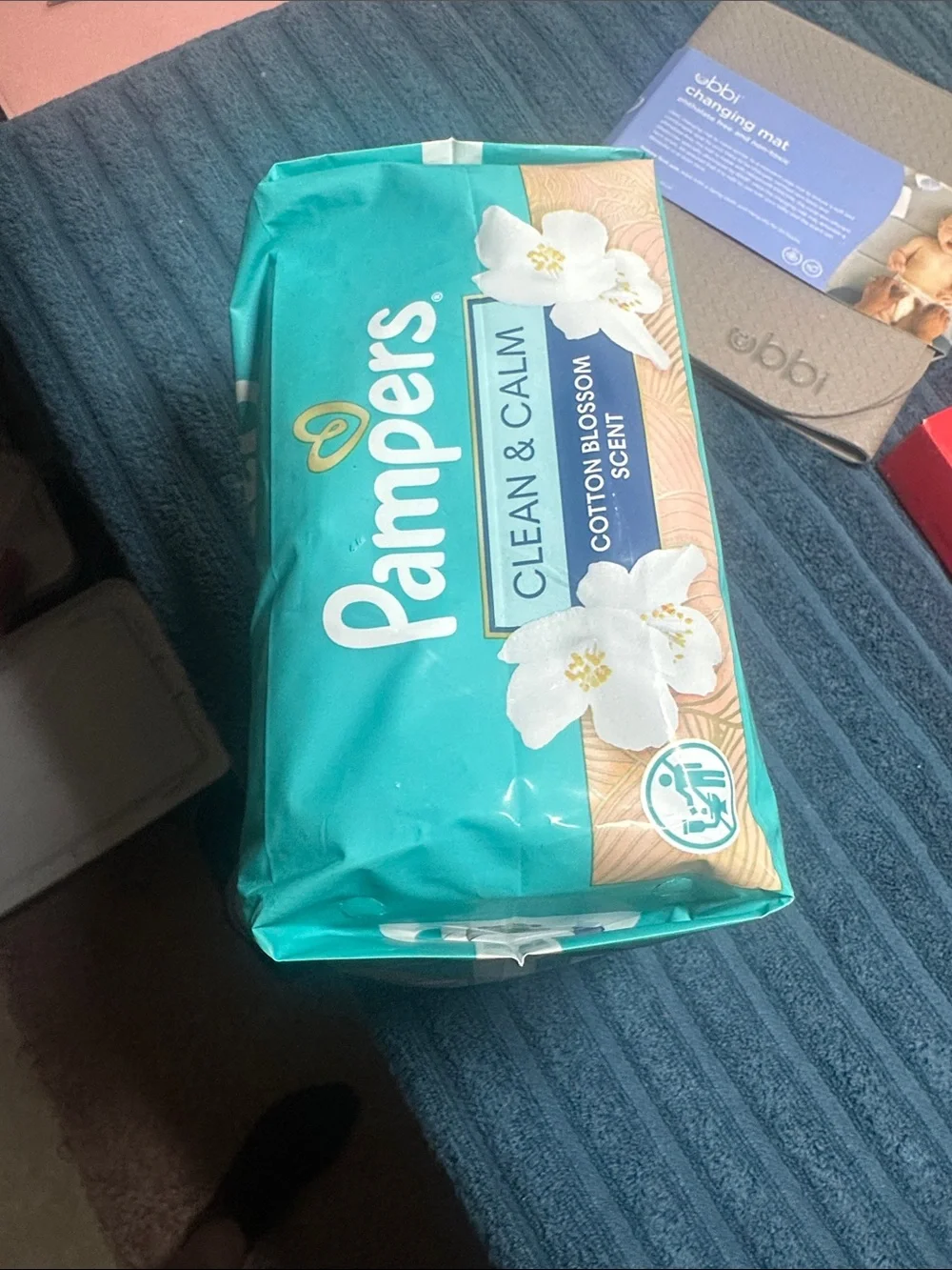 Pampers clean calm