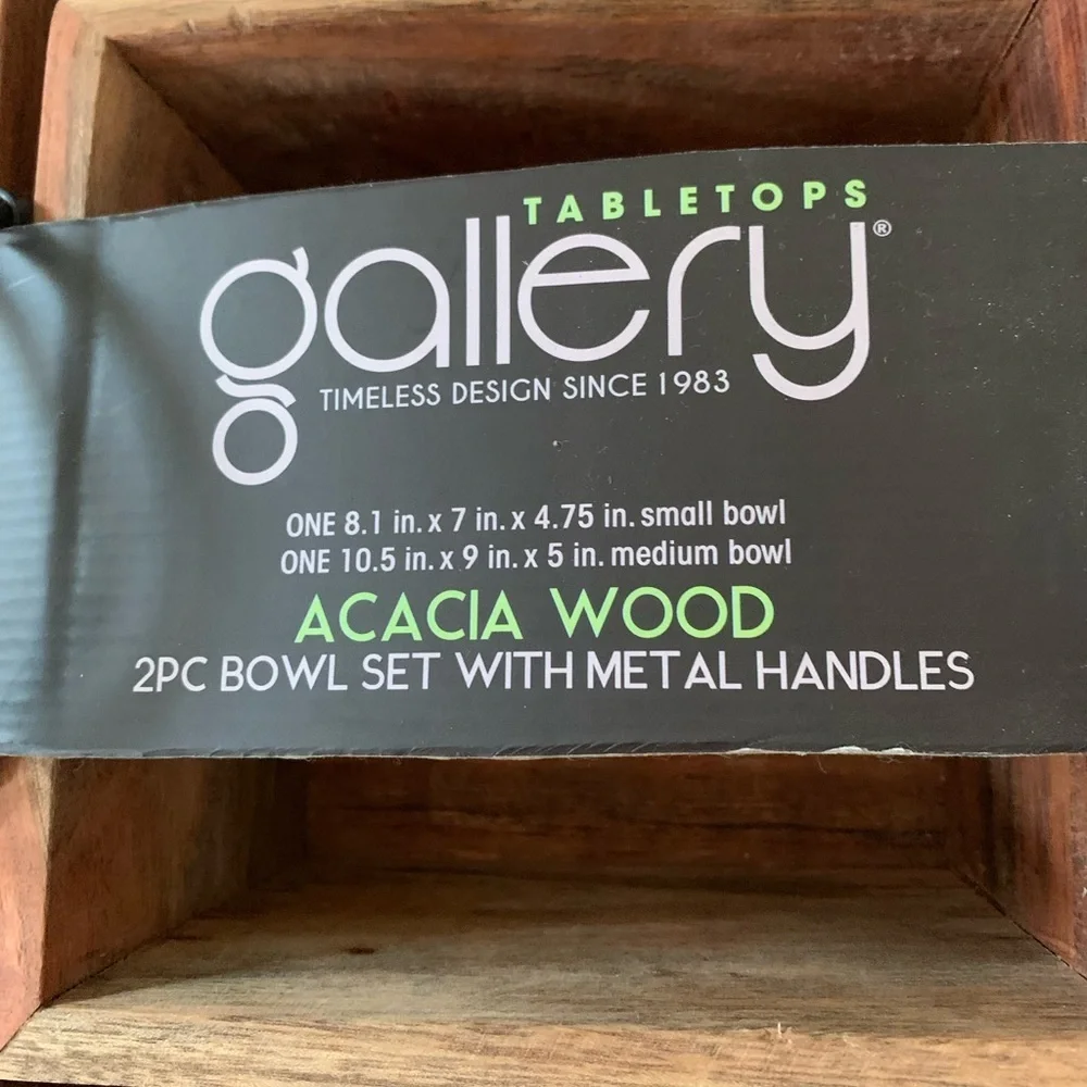 Wooden bowls set of 2