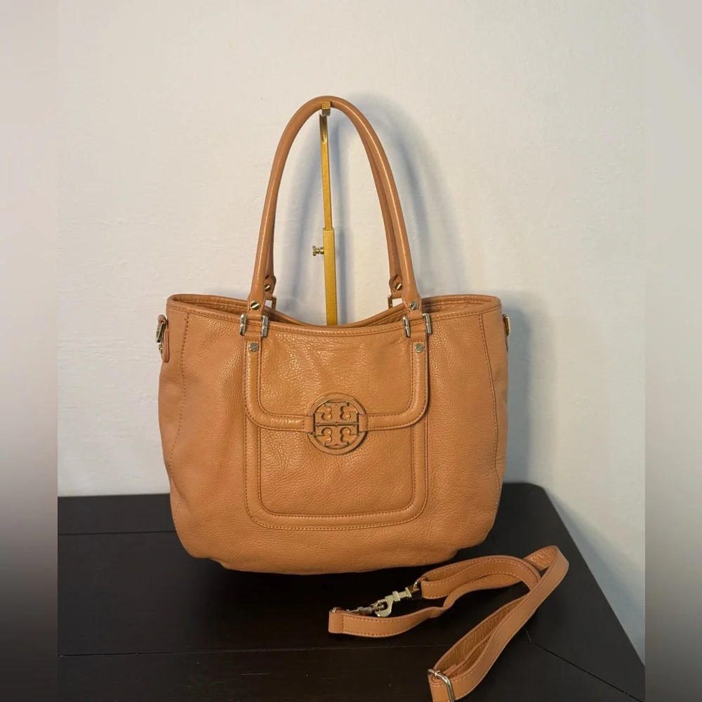 Tory Burch Amanda Pebbled Leather Tote Crossbody Bag Camel Tan