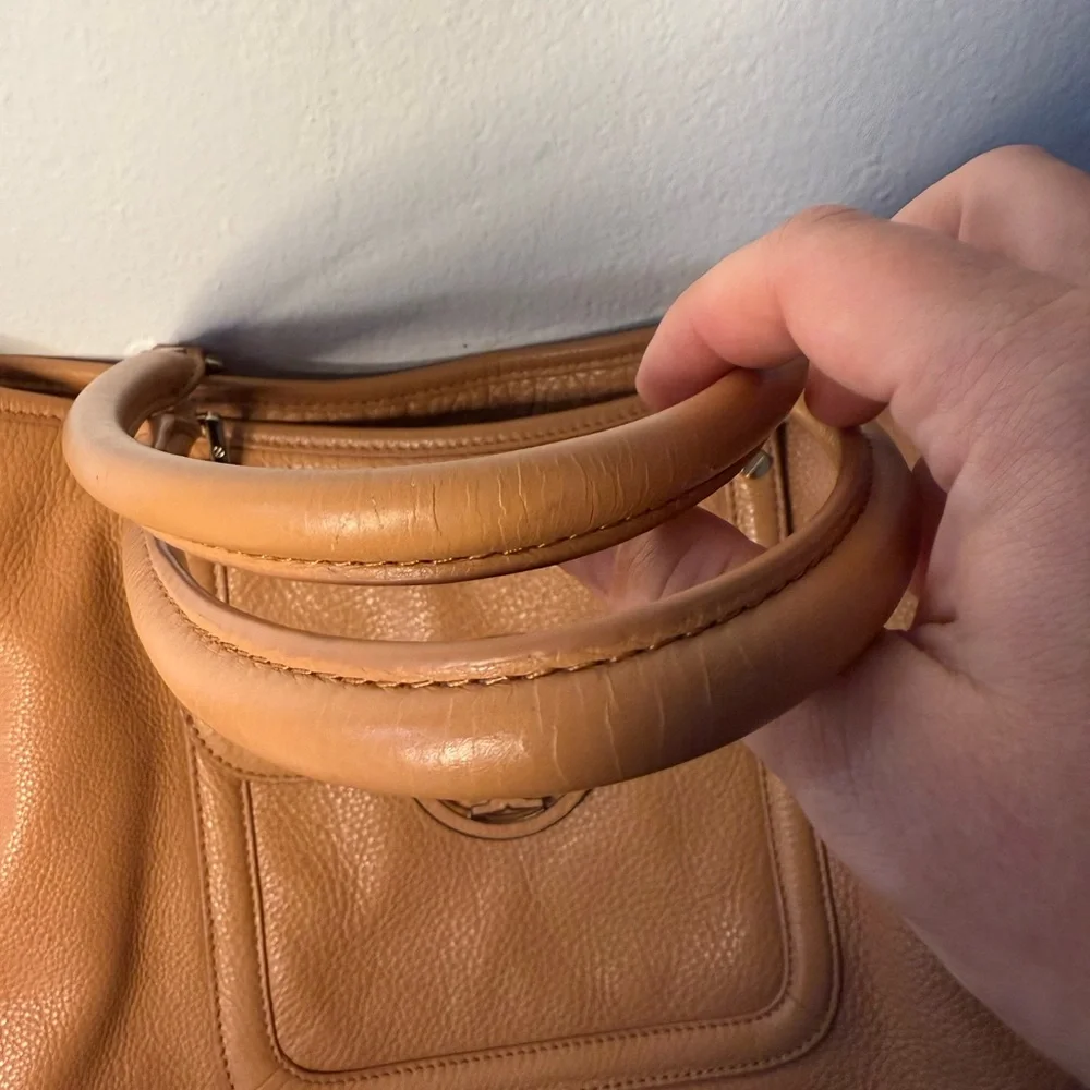 Tory Burch Amanda Pebbled Leather Tote Crossbody Bag Camel Tan