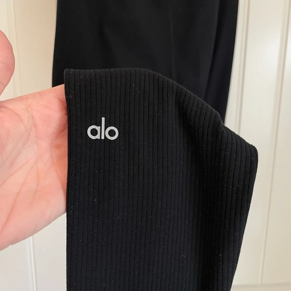 ALO Yoga alo yoga