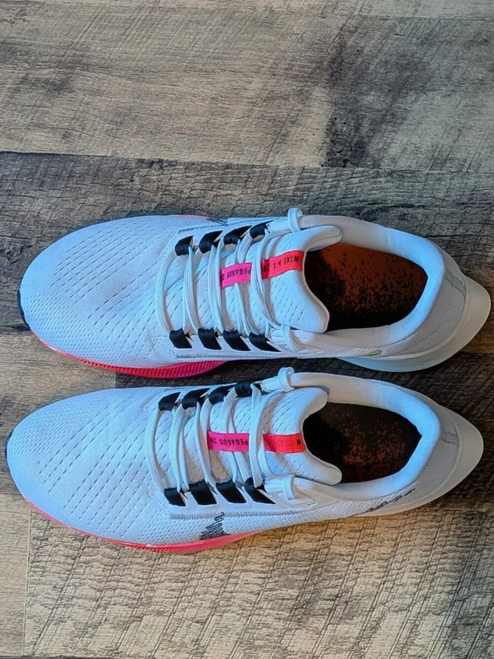 Nike blast size up