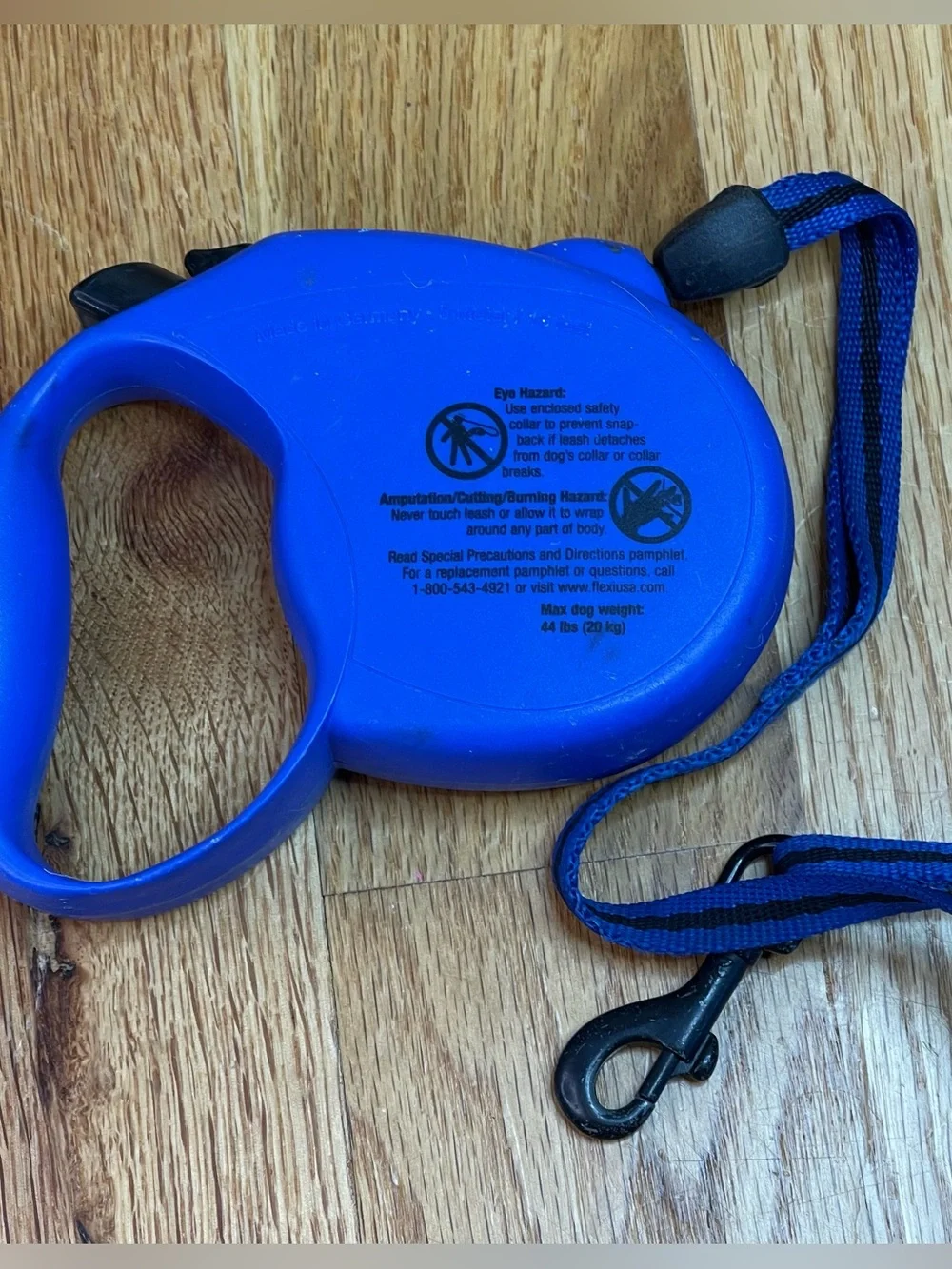Retractable dog leash - 16’