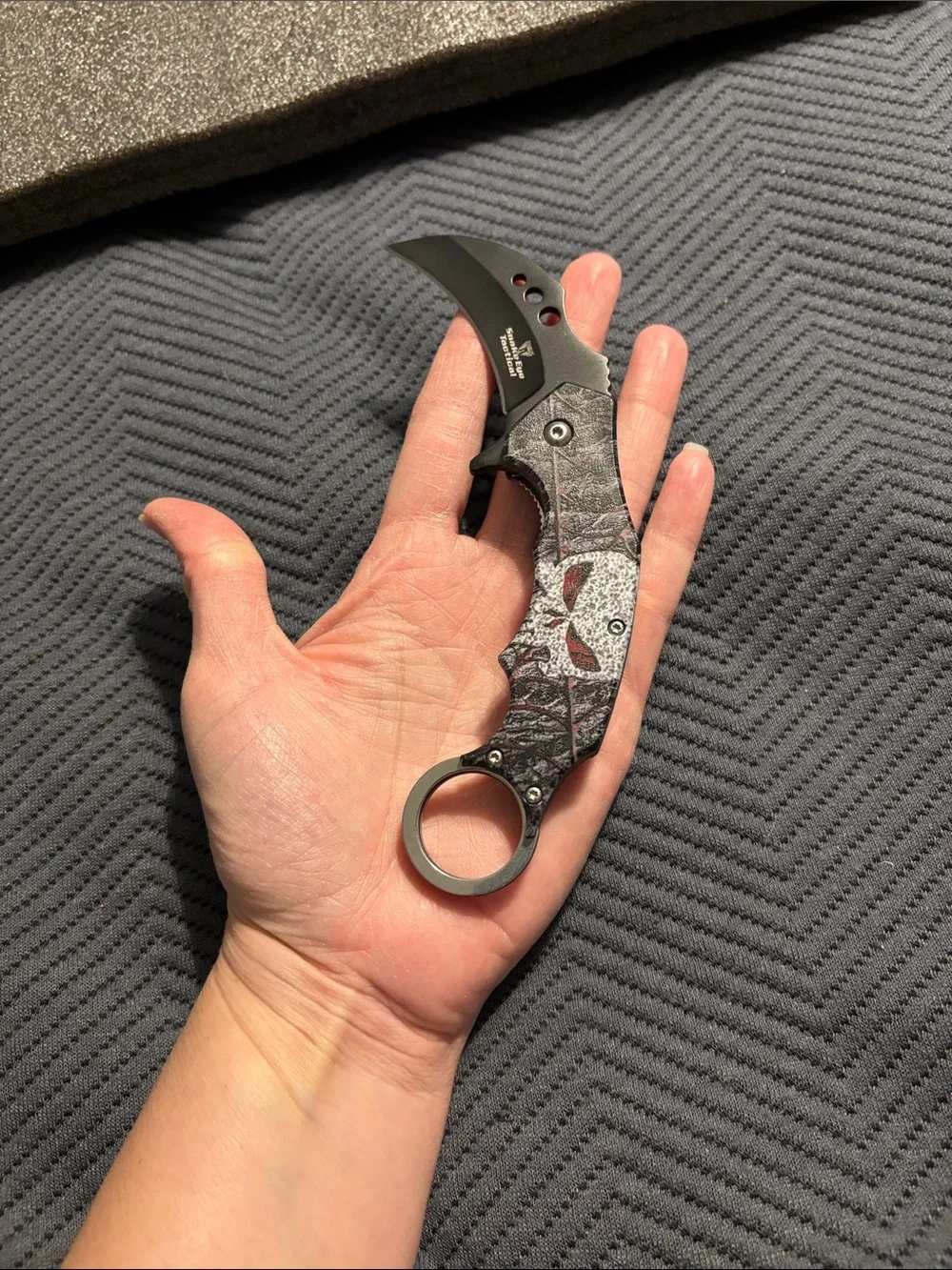 Snake Eye Tactical compact karambit