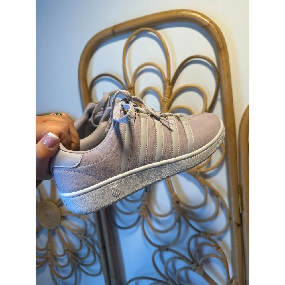 K-Swiss swiss court