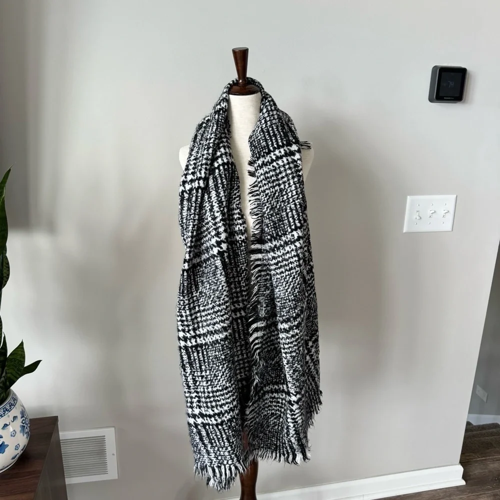 Express stylish black