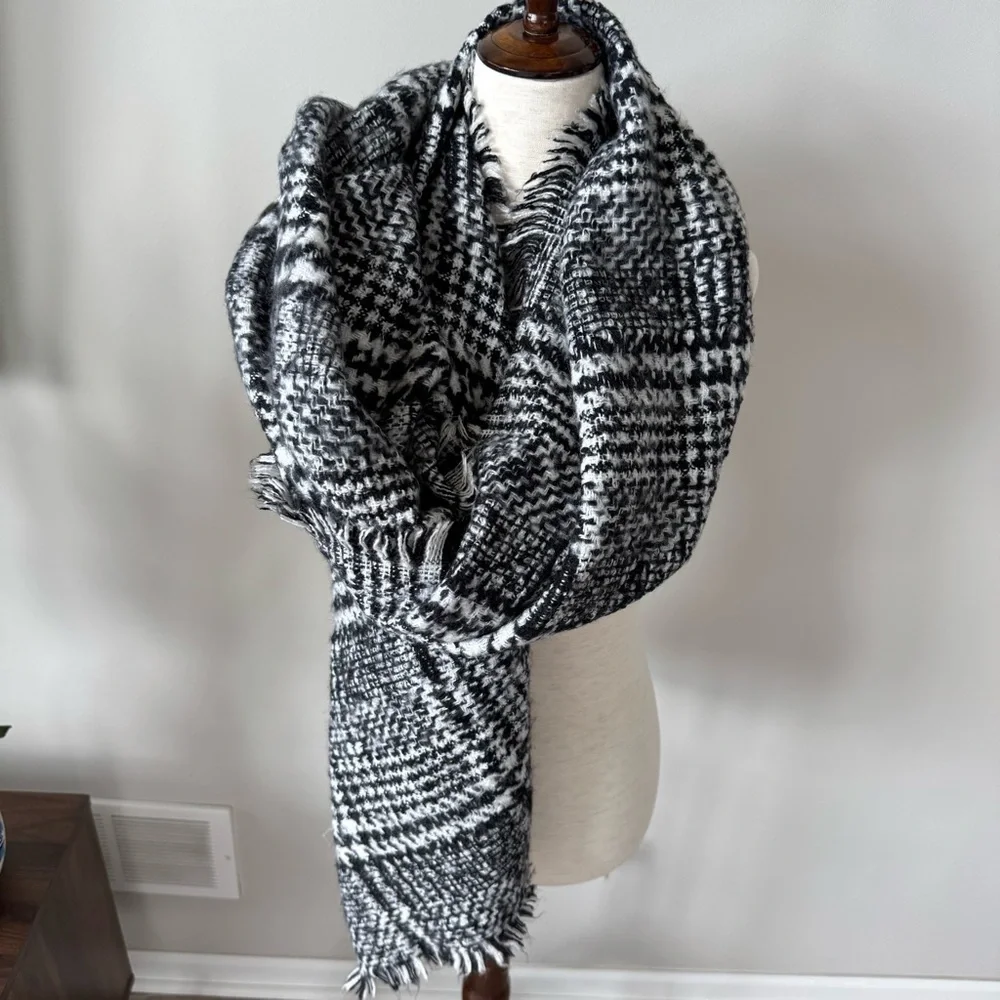 Express stylish black