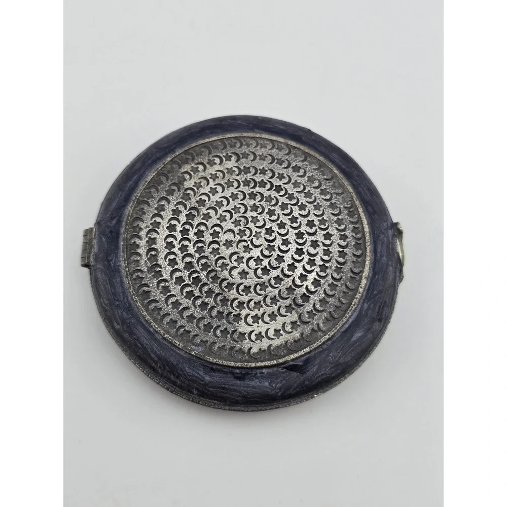 The Unbranded Brand vintage pewter