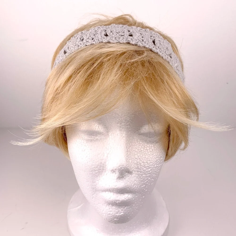 Charming Charlie gray crochet