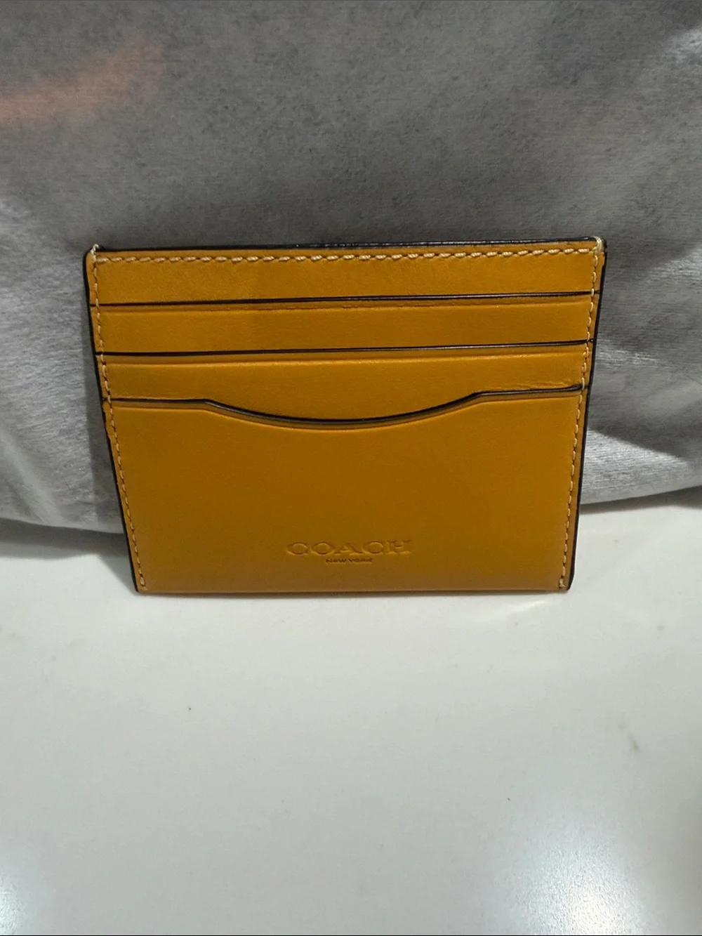 Coach slim card