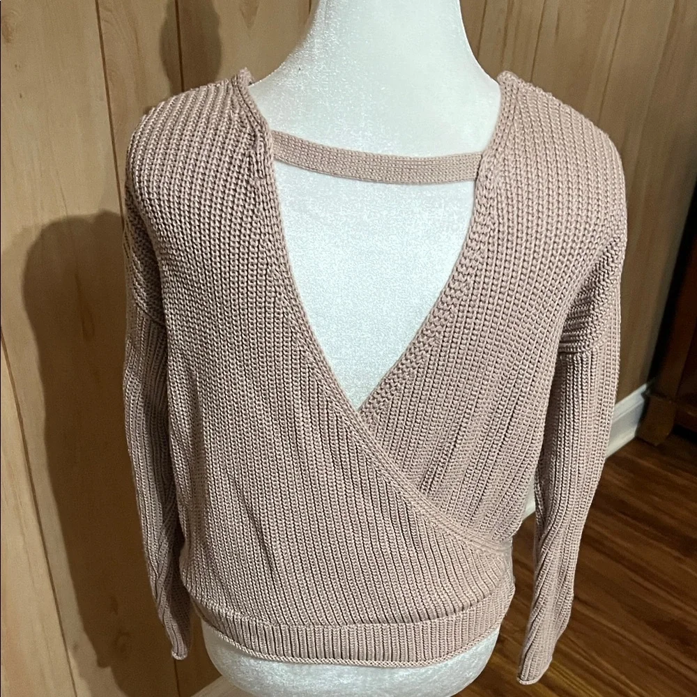 Moon & Madison Blush Pink V-Neck Wrap Front Chunky Knit Sweater Size Small