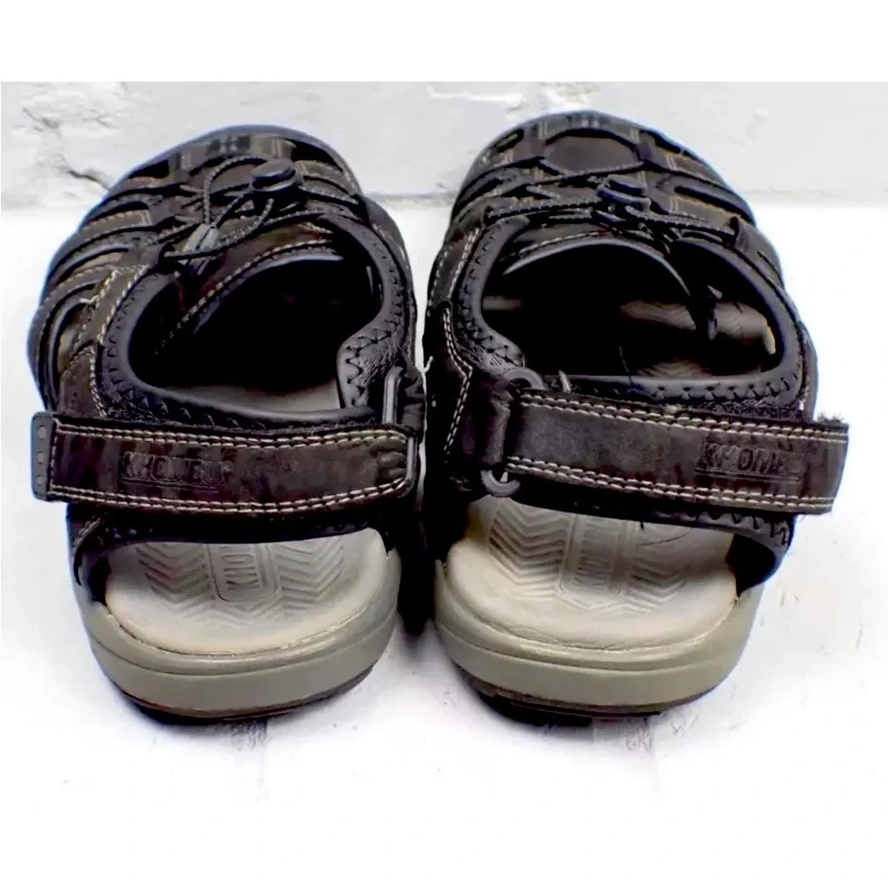 Khombu durable sandals