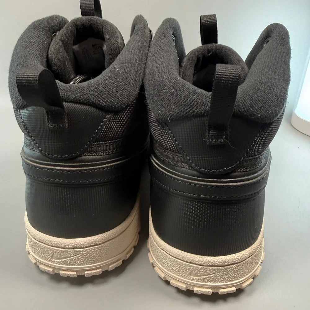Nike Court Vision Mid Winter Mens 10.5 10 1/2 Sneaker Black White Leather Shoes
