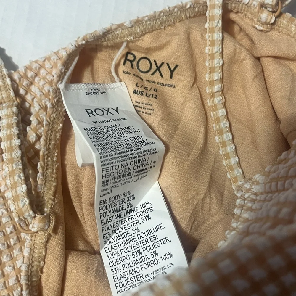 Roxy stylish apricot