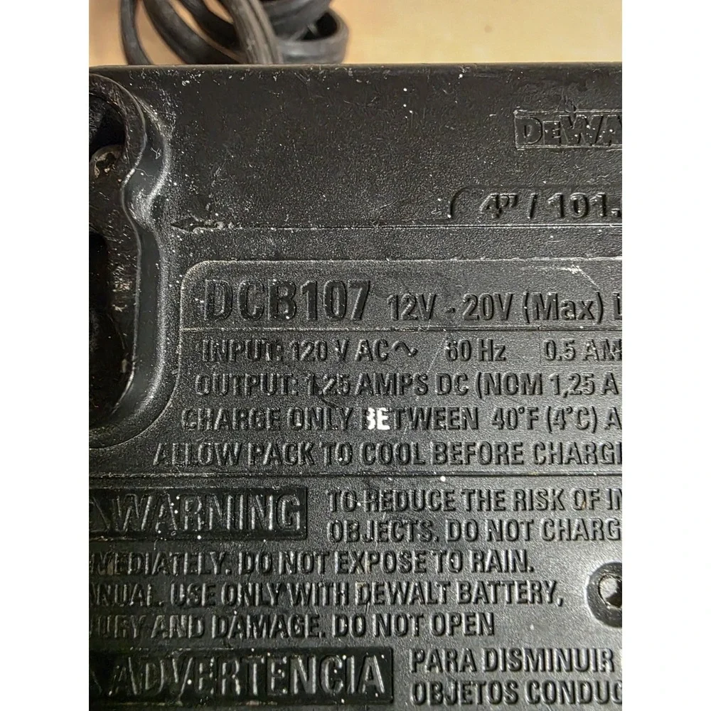 Dewalt Battery Charger, 12V & 20V Max Li-Ion DCB107 Tested Working