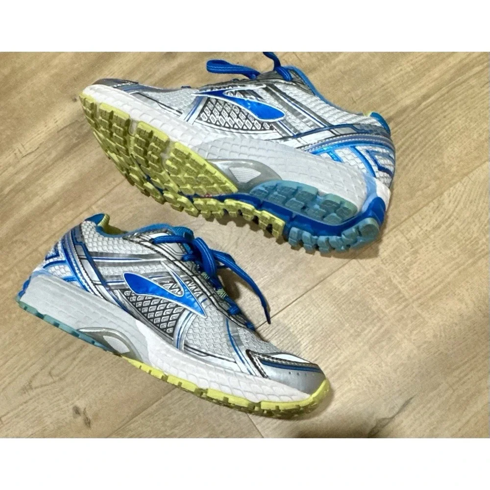 Brooks running shoes