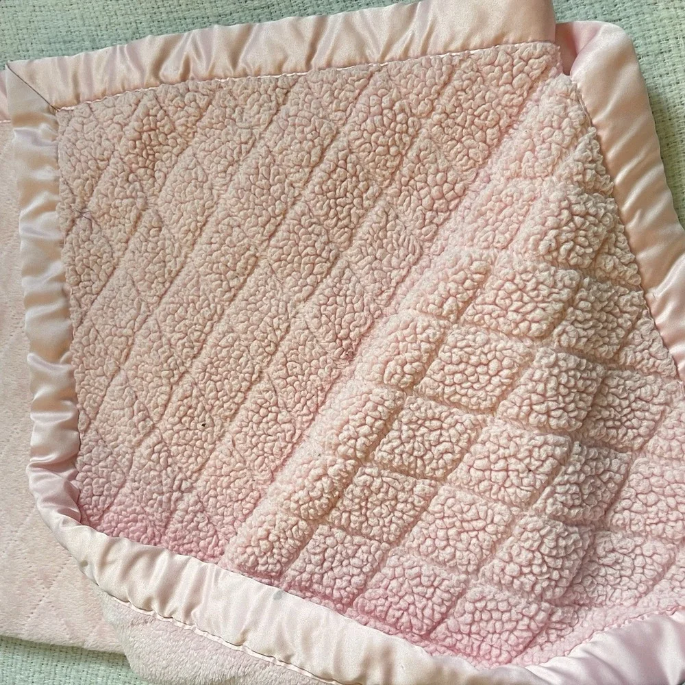 Child of Mine Carters‎ Baby Blanket Sweet Girl Butterfly Quilted Sherpa Pink