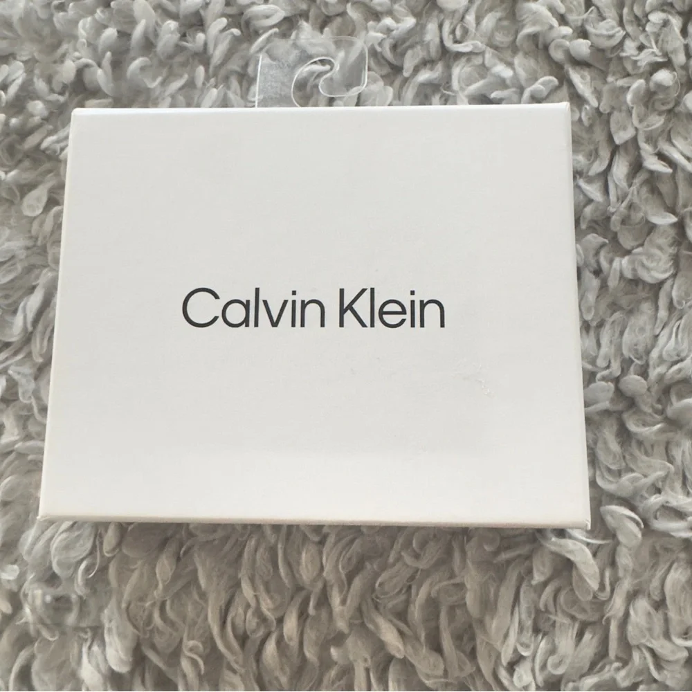 Calvin Klein accent protection