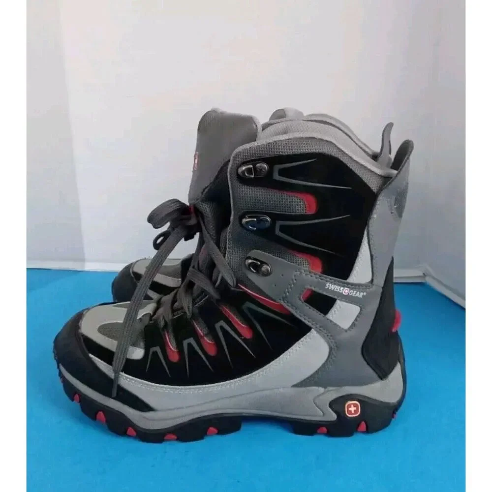 SwissGear grip trail