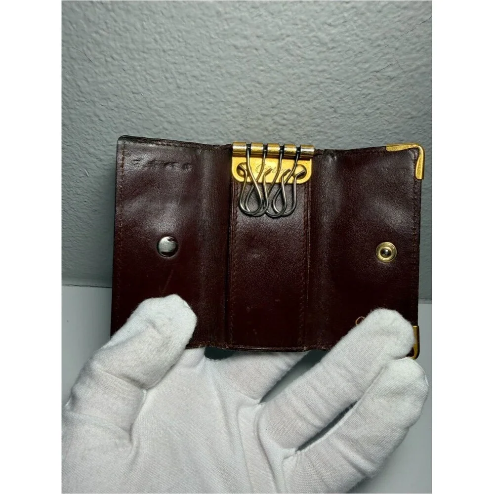 Cartier measurements brownish logo