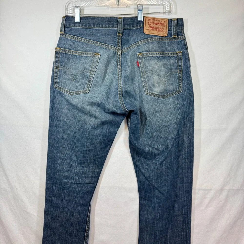 Levi's 505 Regular Fit‎ Jeans Distressed Denim Pants Medium Wash Sz 31x32