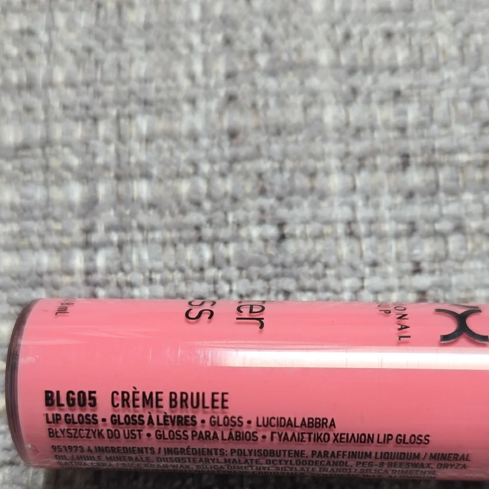 NYX design subtle