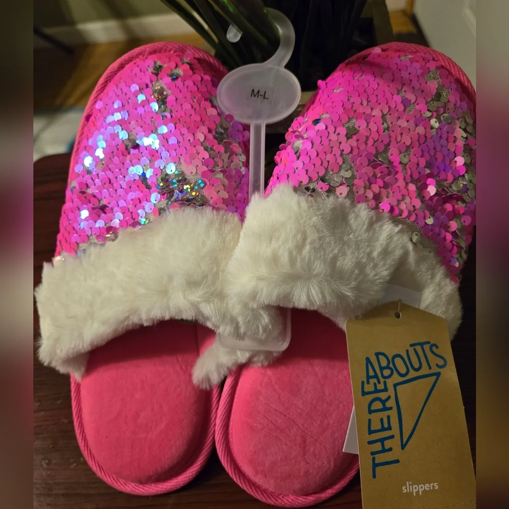 thereabouts girls slippers