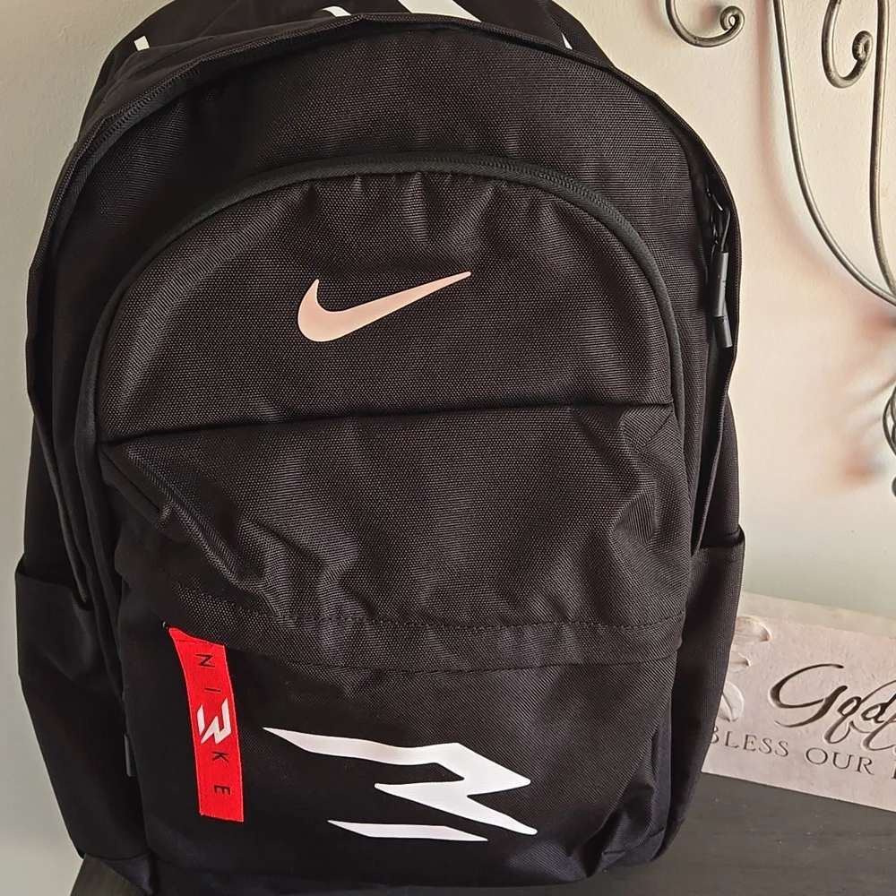 Nike sleek backpack