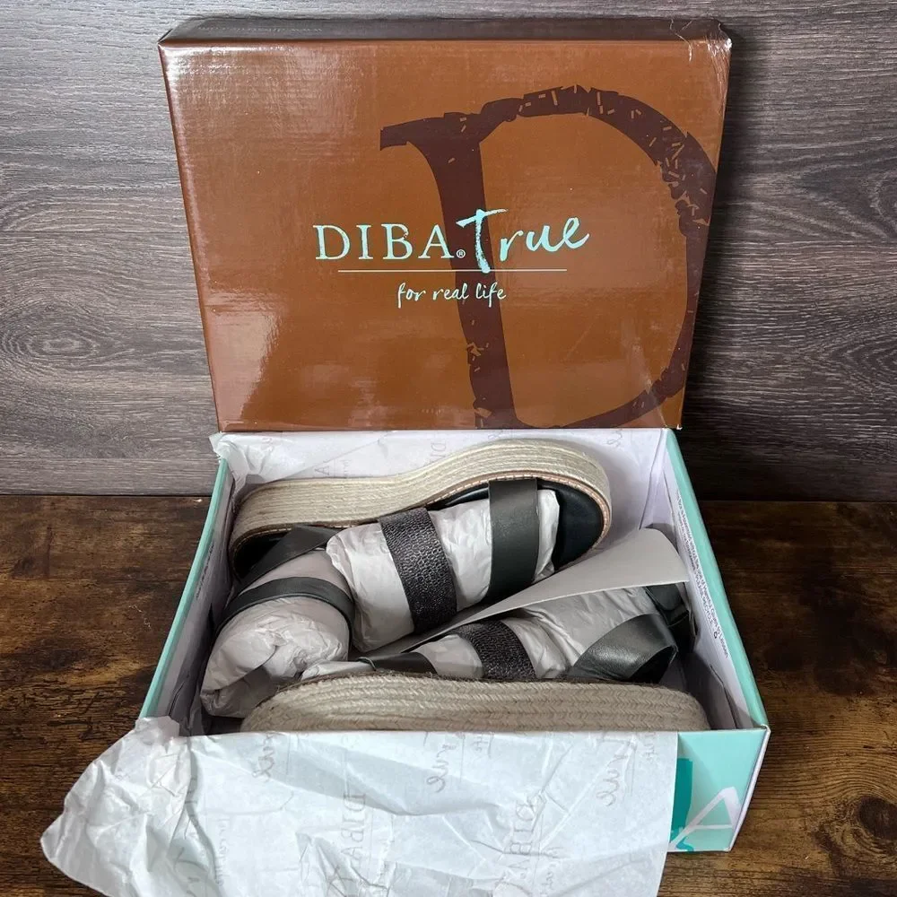 Diba details gunmetal centric