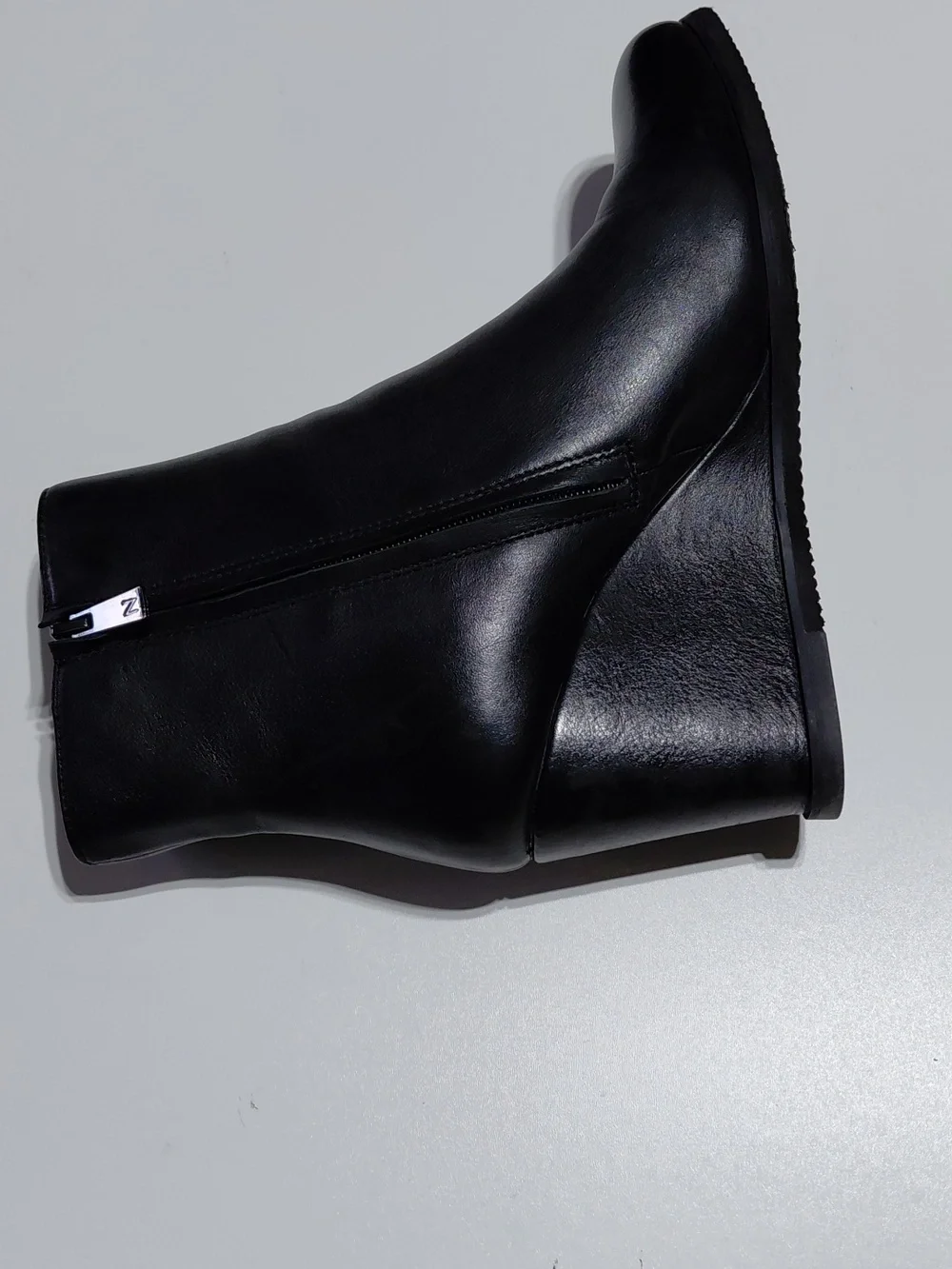 Naturalizer shown last color