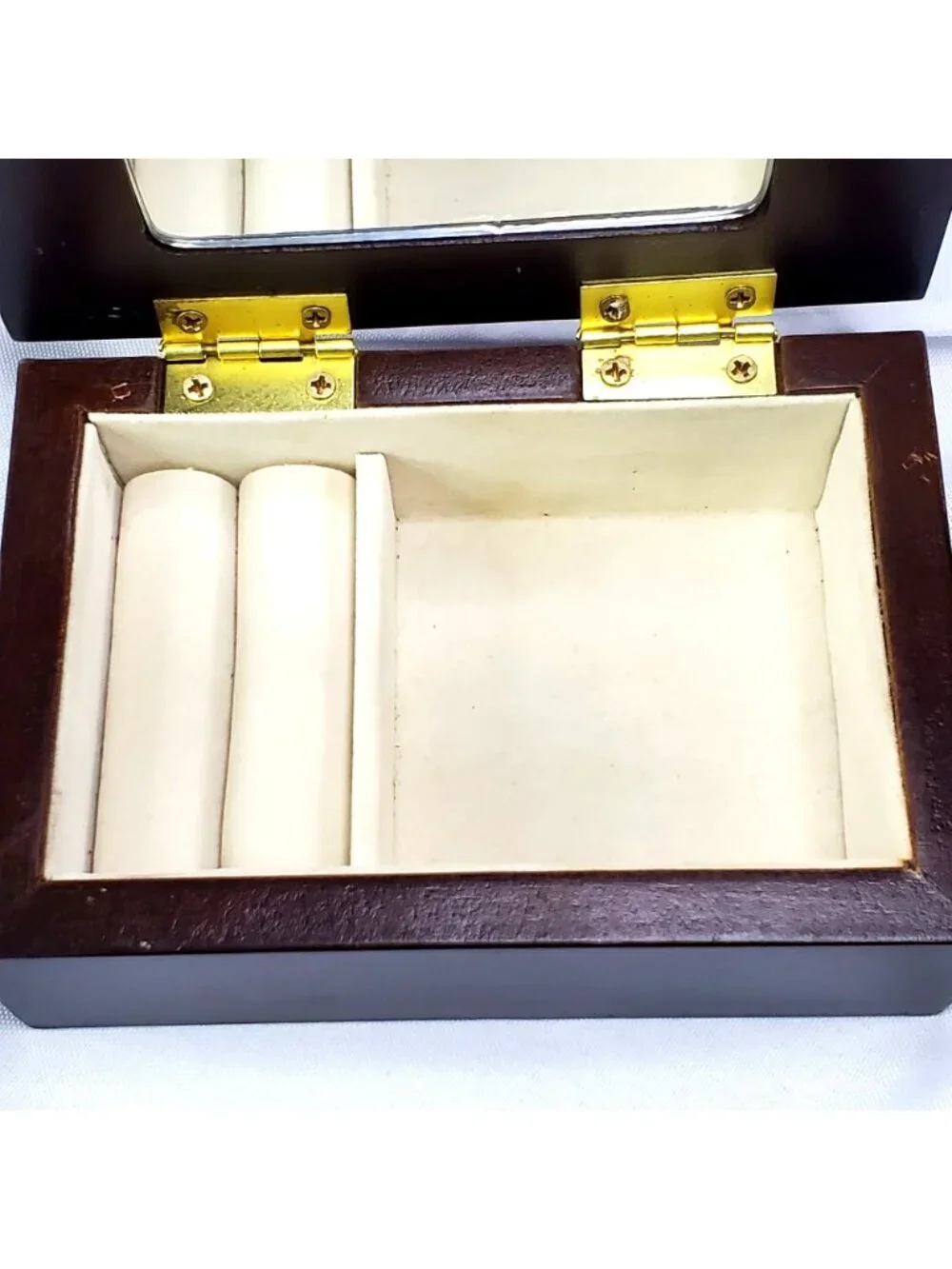 N/A mahogany wooden